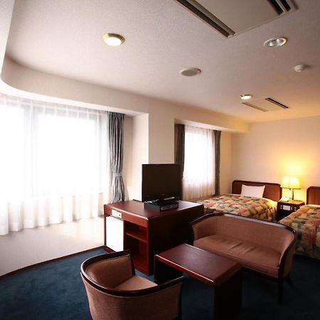 Hotel Ermou Regency Saint Neots Zewnętrze zdjęcie