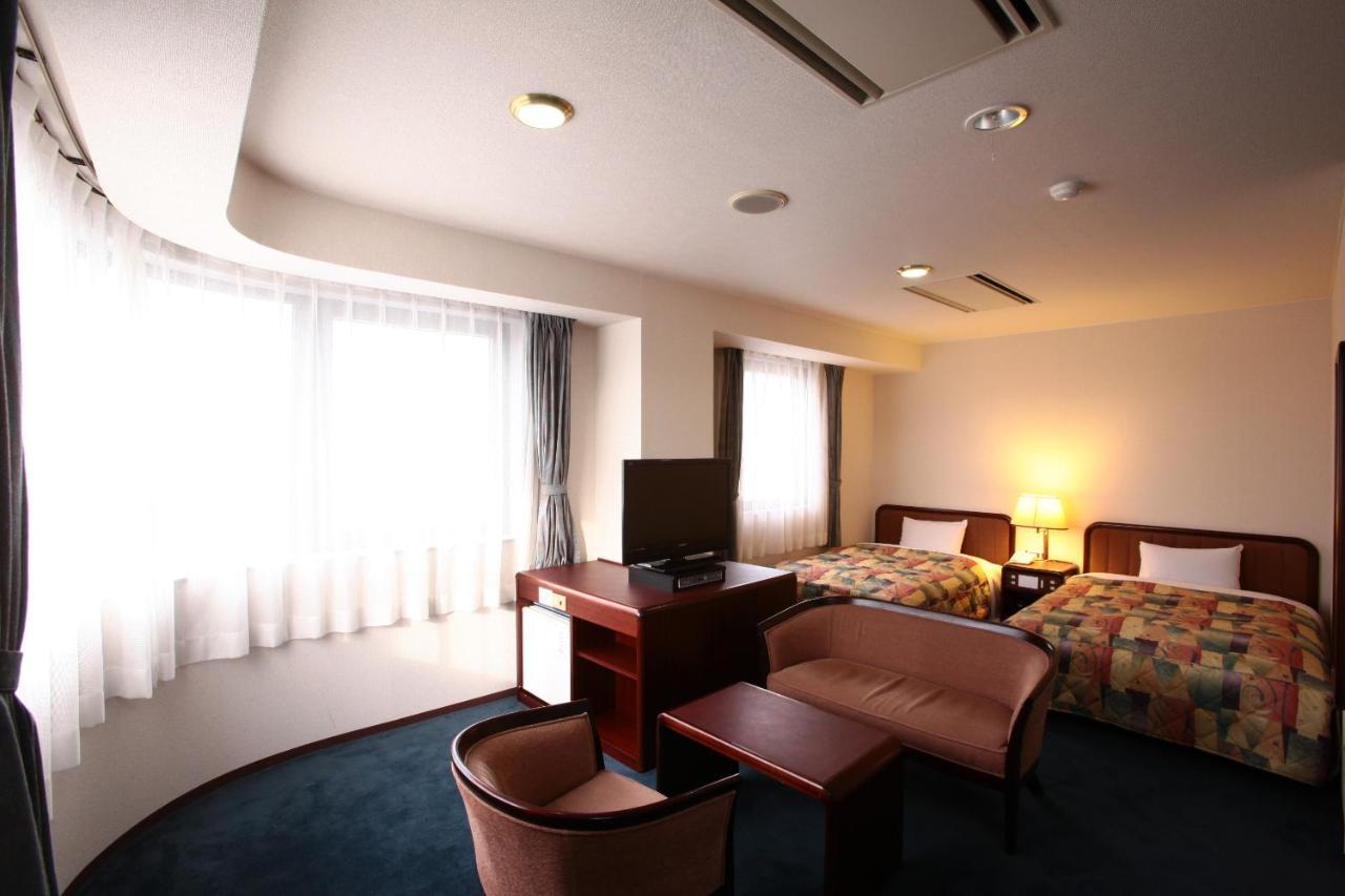 Hotel Ermou Regency Saint Neots Zewnętrze zdjęcie