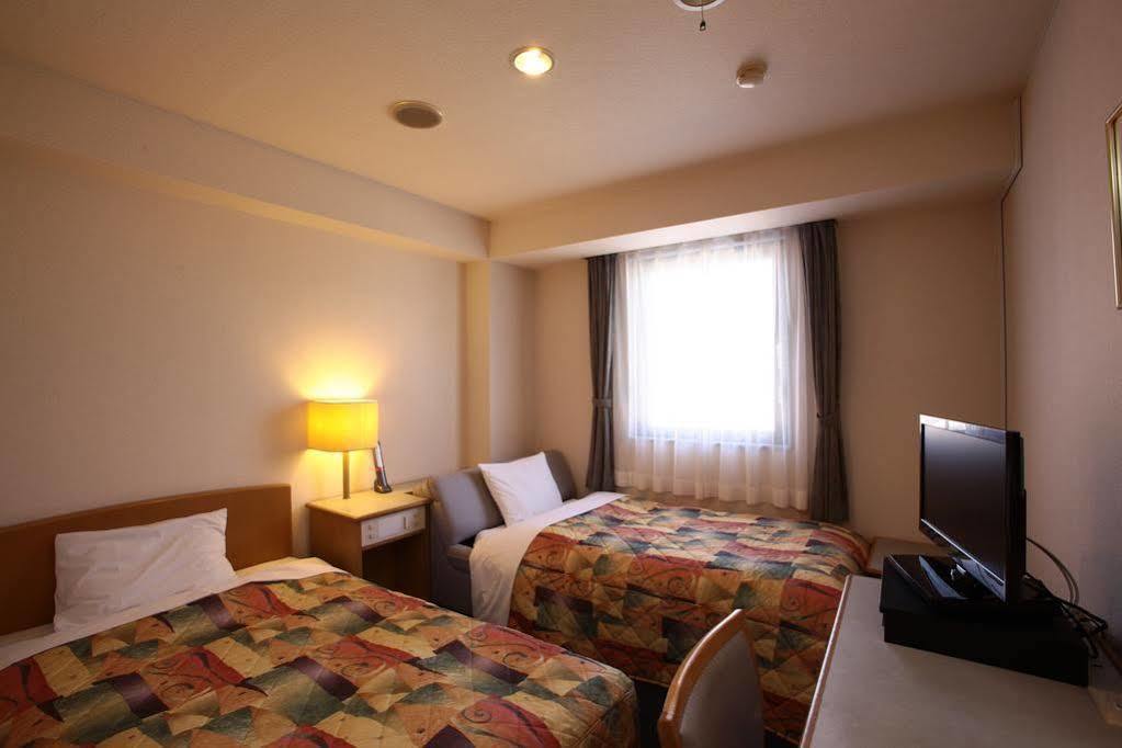 Hotel Ermou Regency Saint Neots Zewnętrze zdjęcie